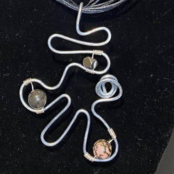 Artisan Created Hammered Stainless Steel Pendant with Rhodonite & Hematite - Picture 1 of 12